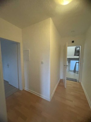 Schönes Appartement mit Wohnküche und Duschbad sucht einen solventen Mieter.