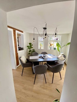Sehr gepflegte 4,5-Zimmer-Wohnung im kernsanierten Fachwerkhaus mit großer Terrasse