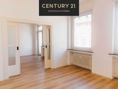 Zentral gelegene charmante Drei-Zimmer-Wohnung mit Balkon