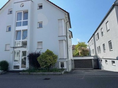 Großzügige Wohnung mit sonnigem Balkon, Ausblick und TG in Winterbach