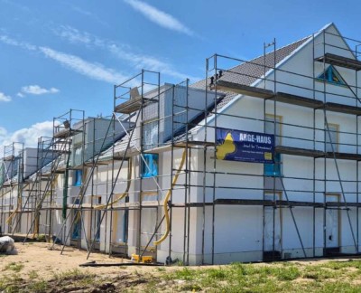 Gefühl von Eigenheim in DHH - im Neubaugebiet „Kiefernweg Rostock“