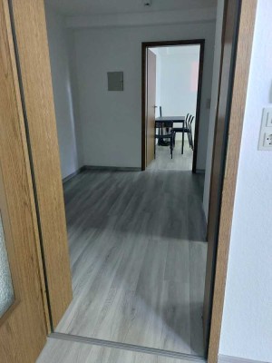 Hübsche, gepflegte 2-Zimmer-Souterrain-Wohnung in Koblenz - unmittelbar in Universitätsnähe e