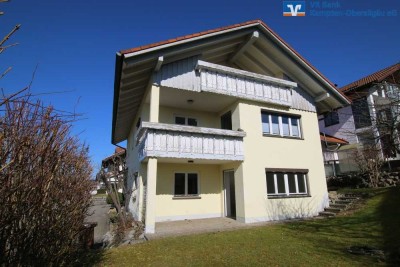 3-Familienhaus in ruhiger Ortslage von Wildpoldsried - EG Wohnung frei!