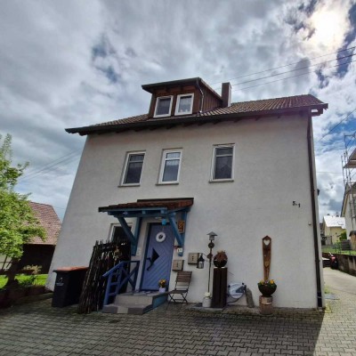 Ansprechende und gepflegte 4-Zimmer-Maisonette-Wohnung mit Einbauküche in Gäufelden