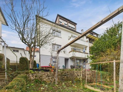 **Offenes Bieterverfahren** Charmante 4-Zimmer-Wohnung mit Gartenanteil in Stuttgart-Kaltental