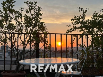 Exklusive Dachgeschoss-Maisonette mit 360° Wienblick und drei Terrassen