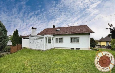 Gepflegtes Einfamilienhaus mit Wintergarten & Doppelgarage in ruhiger Wohnlage