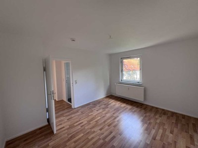 Frisch renovierte und geräumige 3-Zimmerwohnung in Salzgitter Thiede