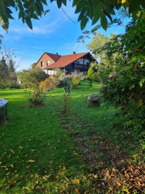 Reserviert* Zweifamilienhaus mit zwei Grundstücken *