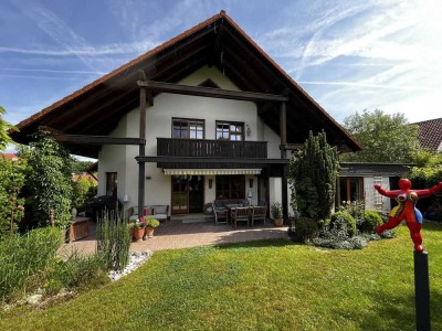 Repräsentatives Einfamilienhaus in Neuhof an der Zenn - Wohnen mit Stil und Komfort