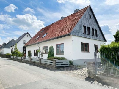 Zweifamilienhaus mit 8 Zimmern zum Kauf!