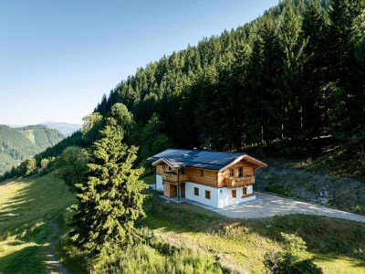 Modernes Walddomizil im Chalet-Style in Alleinlage: WINTERGRABEN (Provisionsfrei)
