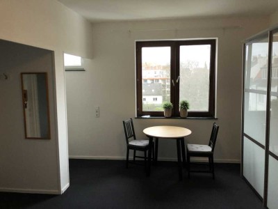 Schöne möblierte 1-Zimmer-Wohnung - hell, ruhig und zentral
