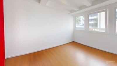 BIETERVERFAHREN* BEZUGSFREIE, renovierte Immobilie mit Terrasse nähe Wasserturm | inkl Stellplatz