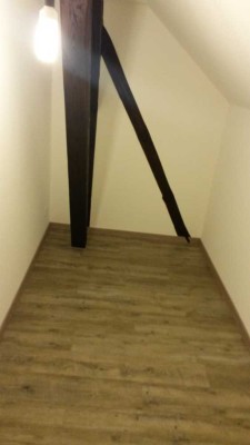 Schöne und gepflegte 3-Raum-DG-Wohnung in Hohengandern