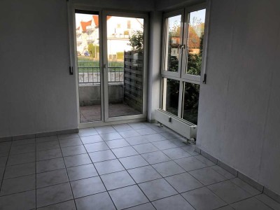 Helle 1-Zimmer-Single Wohnung mit Terrasse in Hochdorf