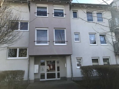 Barrierefreie Seniorenwohnung für Rentner und Senioren ab 1. August 2025 in Eppelheim.