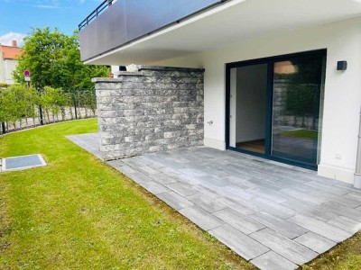 Sonnige 2-Zimmer EG-Wohnung mit sonniger Terrasse! Sehr ruhig im Zentrum Holzkirchens !