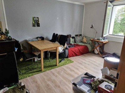 Schöne, Zentral gelegene 2 Zimmer Wohnung in Opladen