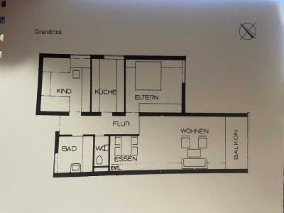Moderne 3-Zimmer Wohnung mit Balkon, neuer Einbauküche, TG-Stellplatz