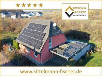 Modernes 5-Zimmer Effizienzhaus in Schandelah - Erdwärmepumpe, PV-Anlage, Carport, Glasfaser