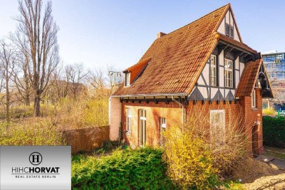 CHARMANTES HAUS MIT GARTEN & TERRASSE, 4 Zi., 2 BÄDER, VOLL MÖBLIERT IN ZENTRUM BERLIN TEGEL!