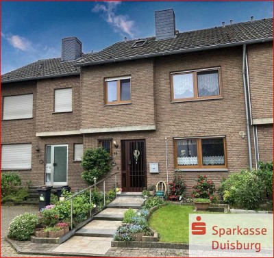 ** Familienglück in ländlicher Idylle **