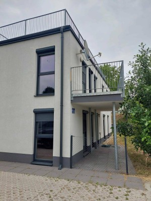 Erdgeschoss-Wohnung in Zweifamilienhaus