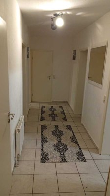 Helle 3-Zimmer Erdgeschosswohnung in Düren mit Balkon