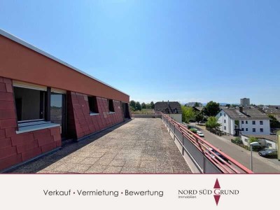 Penthouse-Wohnung - 2-Zimmer - mit großer Panorama-Dachterrasse und TG-Stellplatz