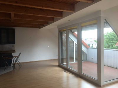 Dachgeschoss-Maisonette mit Loggia