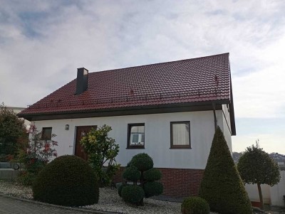 Einzigartiges Anwesen; Arbeiten und Leben umringt von Bäumen und Pflanzen. Mischgebiet -IDEAL f. Ste