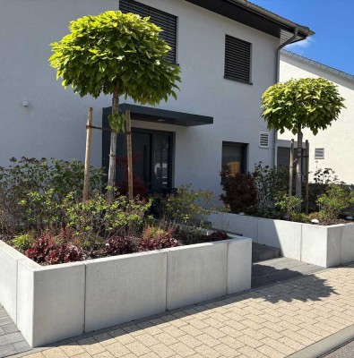 Freistehende, energieeffiziente Stadtvilla mit gehobener Ausstattung (KfW 40 Plus)