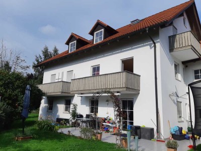 Schöne, helle 3- Zimmer Maisonette Wohnung in ruhiger Lage