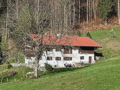 2-Zimmer-Erdgeschosswohnung mit Terrasse in Aschau i. Ch.