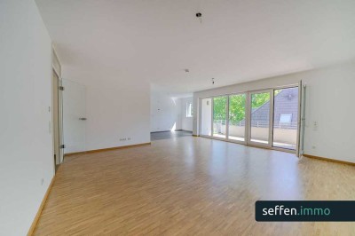 Renovierte 4-Zimmer-Wohnung mit Balkon und Tiefgarage in Köln-Dellbrück / Thielenbruch