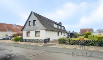 Einfamilienhaus mit großem Grundstück – Sanierungsprojekt in Surheide