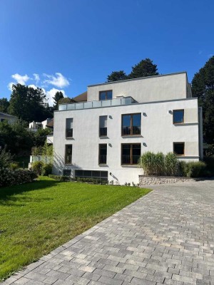 Helle und Schicke Wohnung mit toller Terrasse