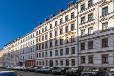 Frisch renoviert und bezugsfertig - 3 Zimmer, Küche, Bad und Balkon!