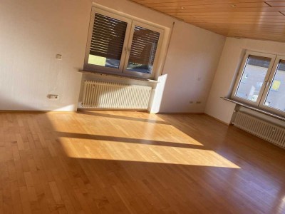 Ansprechende und gepflegte 3-Raum-Wohnung mit Einbauküche in Billigheim