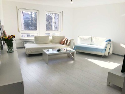Zentrale 3,5-Raum-Wohnung mit gehobener Innenausstattung mit Einbauküche in Waiblingen