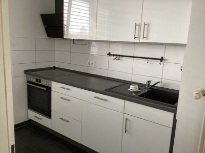 Attraktive 2-Zimmer-Wohnung mit Balkon und EBK
