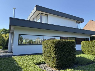 OASE FÜR`S LEBEN AM FUßE DES NATURSCHUTZGEBIETS EGELSBERG (TRAAR)