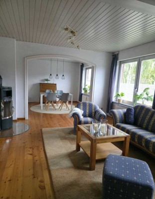 Einfamilienhaus 165 m² - 7 Zimmer-  2.250 € - 2.650 € möbliert,         WG-geeignet, auf Zeit
