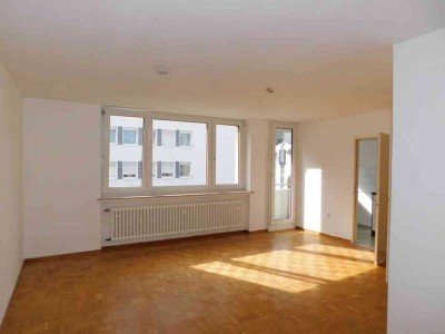 Schickes 1-Raum-Appartement mit Einbauküche und kleinem Balkon