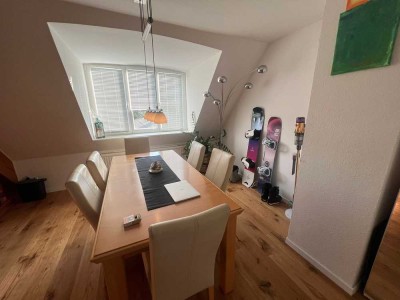Attraktive Maisonette-Wohnung mit Balkon in Krefeld-Bockum