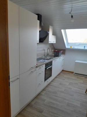 Freundliche 4-Zimmer-Wohnung mit Loggia in Lippach