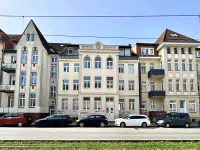 Helle 2-Zimmer-Wohnung im Hochparterre mit Außenstellplatz