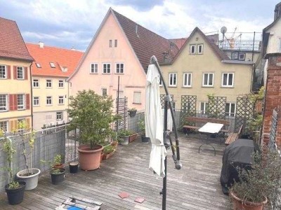 Unikat in bester Stadtlage! 3 Zimmer-Wohnung mit Dachterrasse & perfekten Fernblick!