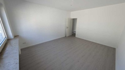 Frisch saniertes 3 Zimmer Wohnung mit Balkon im Zentrum
